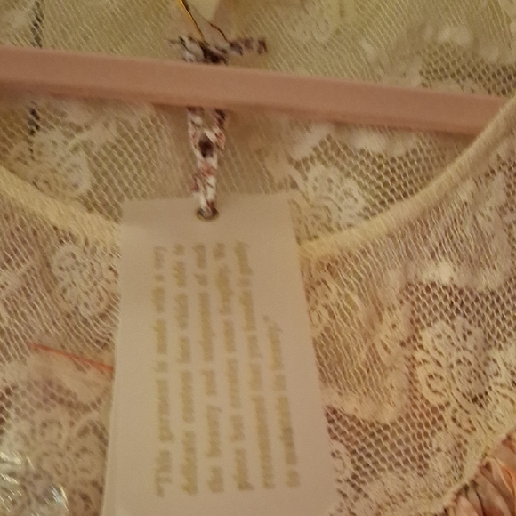 Morrison Silk Top In Frosted Petal Pink NWT - Picture 6 of 16